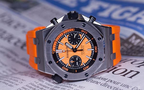 愛彼手表發條擰反了解決辦法是什么(圖) 愛彼手表發條擰反了解決辦法是什么(圖)